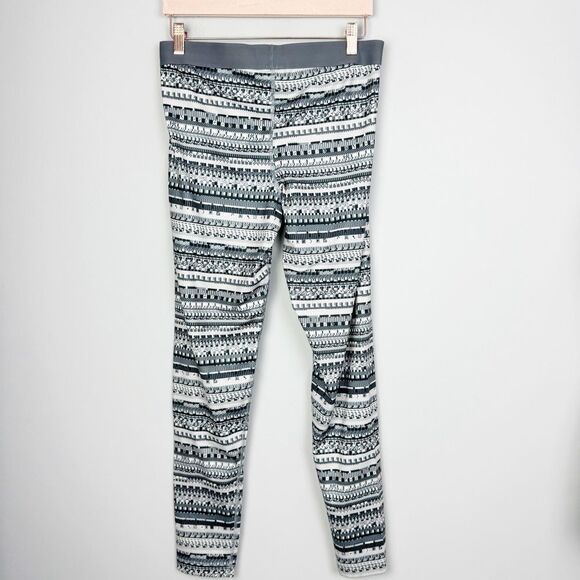 NIKE PRO | 8 Bit Dri Fit Full Length Gray & White Leggings Women’s Size X-Large - Picture 9 of 10